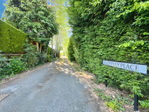 Photo 17- click for photo gallery